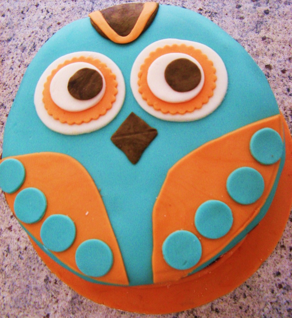 Scandinavian Inspired Owl Cake